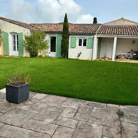 Holiday home Maison Chaleureuse A Deux Pas Des Dunes *