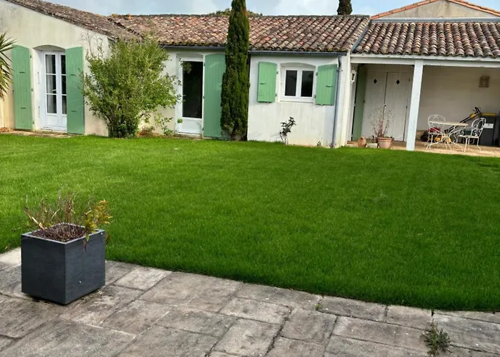 Holiday home Maison Chaleureuse A Deux Pas Des Dunes *